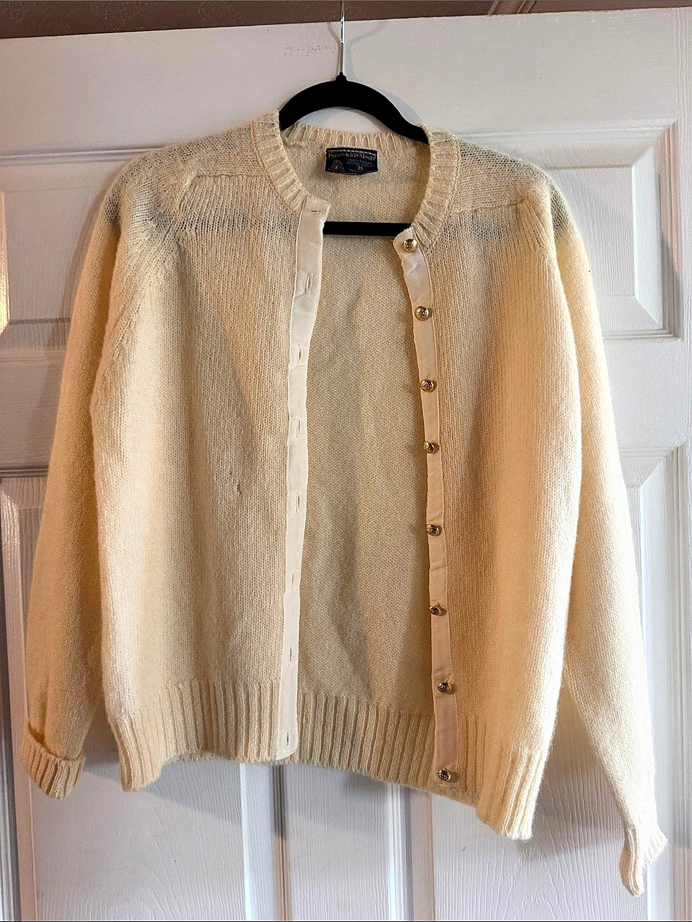 Proswick & Moore Wool Cardigan in Cream Size 36